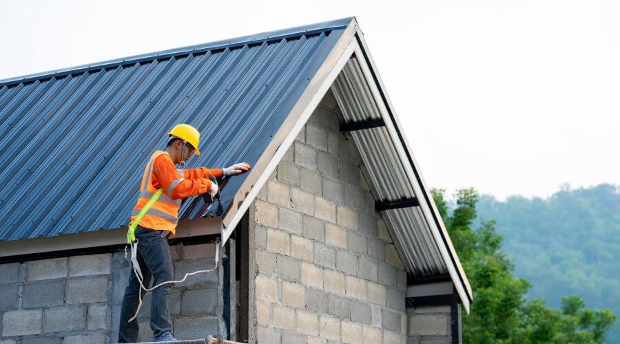Professional Flat Roofing Installation in North Kingsville, OH